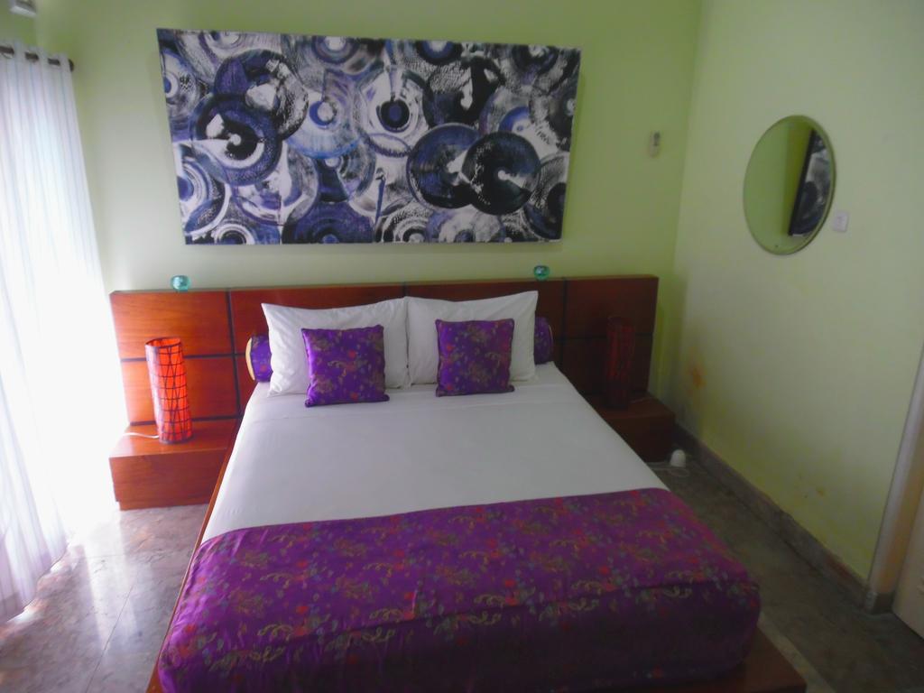 Lazy Monkey Otel Senggigi Oda fotoğraf